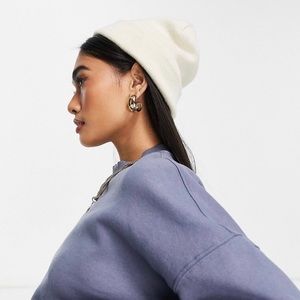 Meet your Posher, Marielle